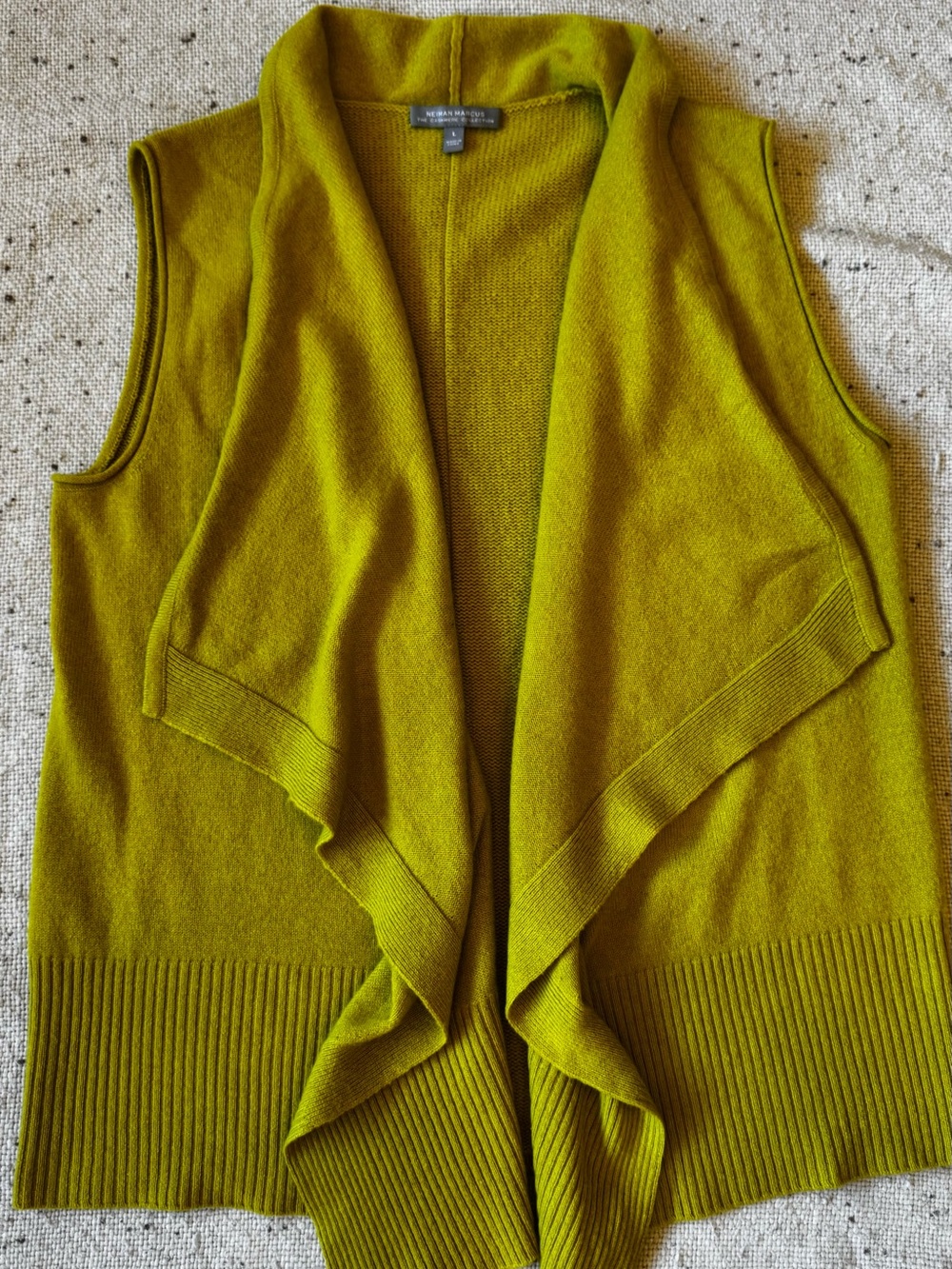 Neiman Marcus 100% Cashmere Waterfall Vest Women’s L Chartreuse Green Draped